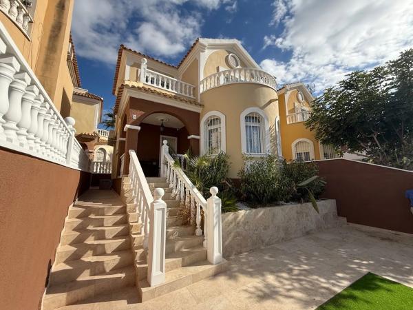 Casa independiente en calle Malvinas s/n