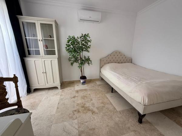 Casa independiente en calle Malvinas s/n