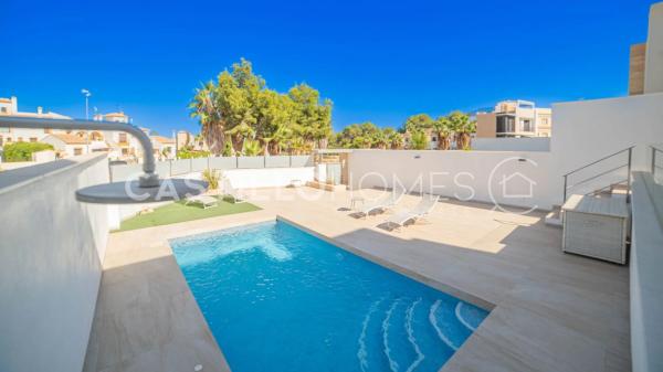 Casa independiente en calle Trevinca, 1