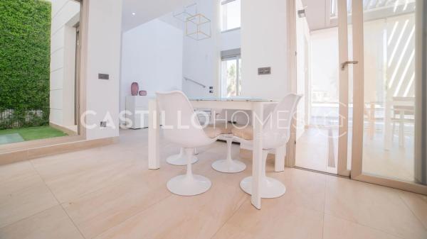 Casa independiente en calle Trevinca, 1