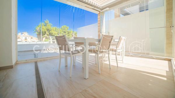 Casa independiente en calle Trevinca, 1