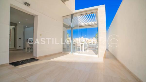 Casa independiente en calle Trevinca, 1