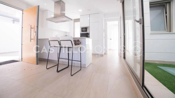 Casa independiente en calle Trevinca, 1