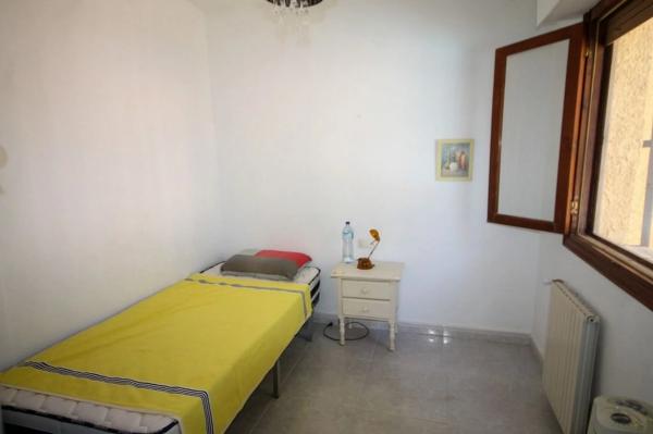 Casa independiente en CL Pirineos-filipinas, 36