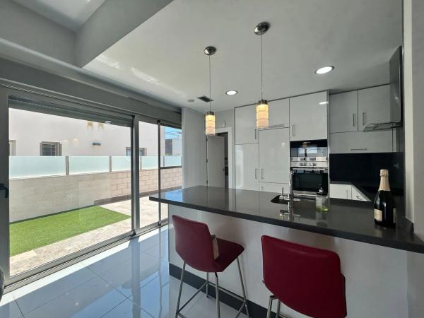 Casa independiente en CL Guadalquivir