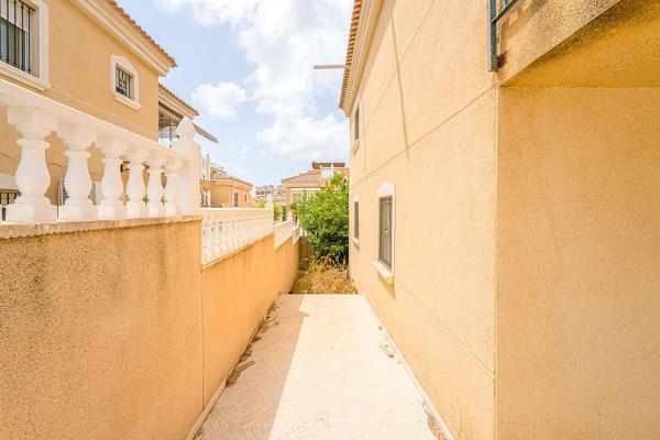 Casa independiente en calle Paraguay