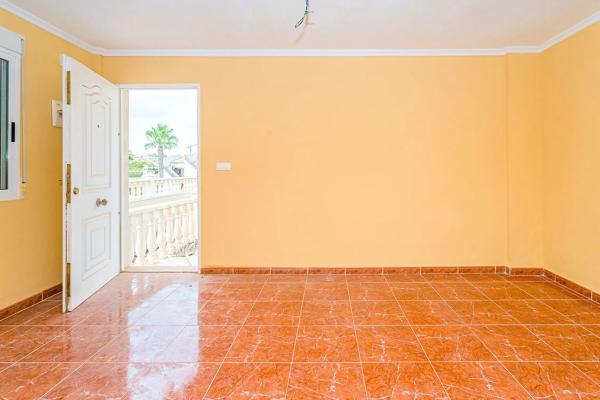 Casa independiente en calle Paraguay