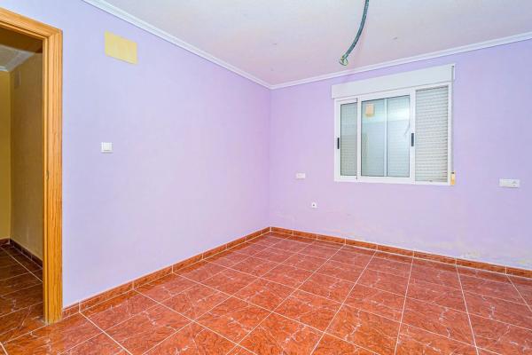 Casa independiente en calle Paraguay