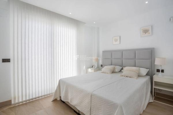 Casa independiente en calle Trevinca, 1