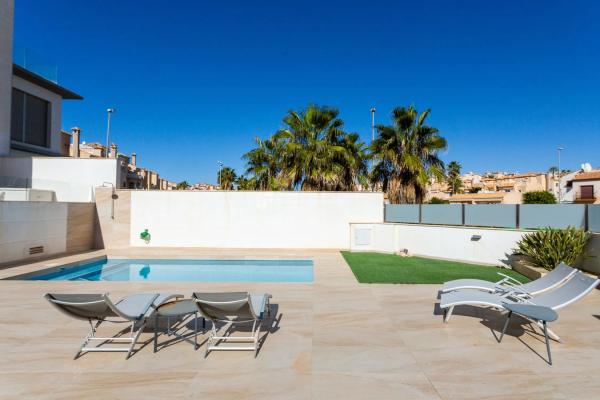 Casa independiente en calle Trevinca, 1