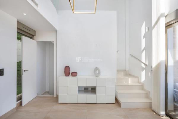 Casa independiente en calle Trevinca, 1