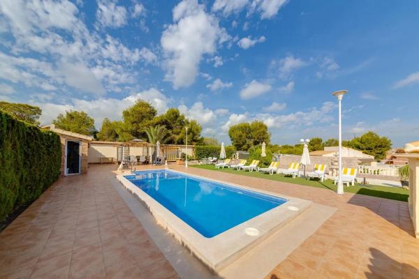 Casa independiente en calle Sierra Morena