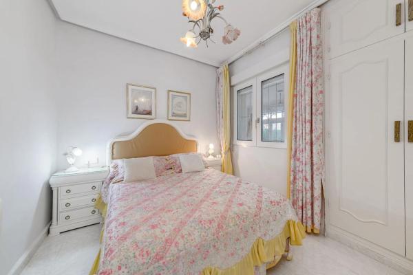 Casa independiente en calle Sierra Morena