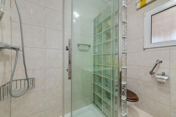 Casa independiente en calle Sierra Morena