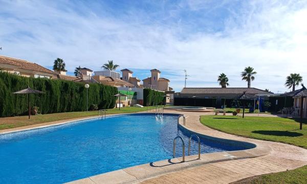 Casa independiente en calle Cuba, 12