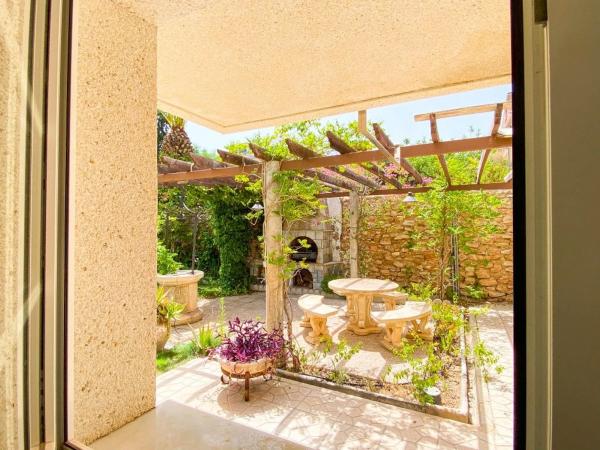 Casa independiente en calle los pirineos