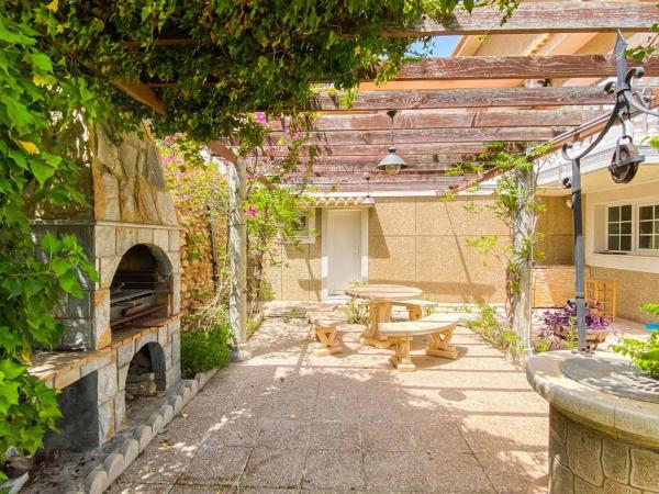 Casa independiente en calle los pirineos