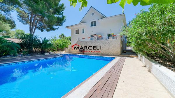 Casa independiente en calle Jinjolero p C