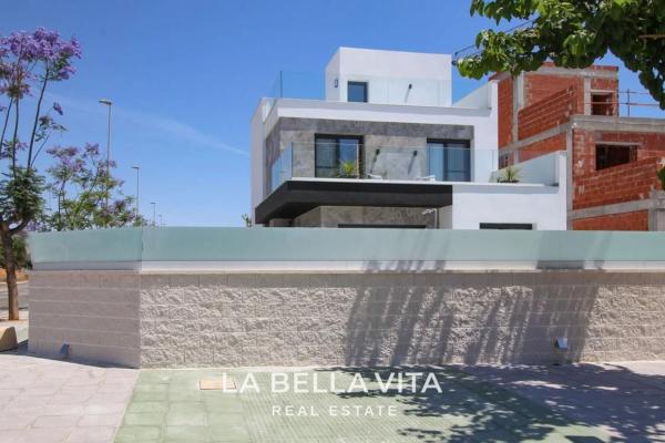 Casa independiente en calle Boyero, 85