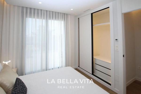 Casa independiente en calle Boyero, 85