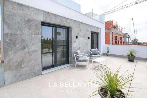 Casa independiente en calle Boyero, 85