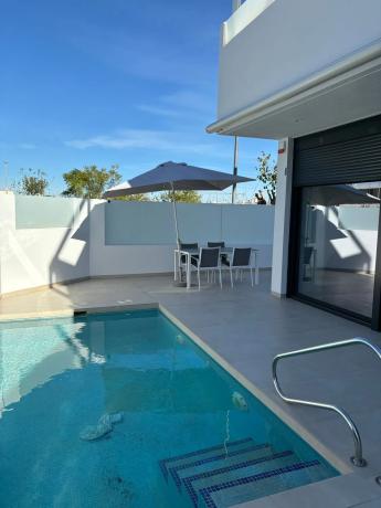 Casa independiente en calle Sociedad Agraria 1972, 16