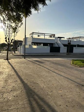 Casa independiente en calle Sociedad Agraria 1972, 16