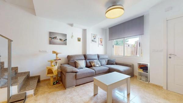 Casa independiente en calle la Paz