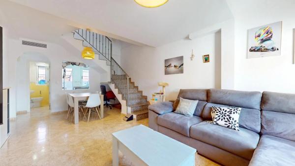 Casa independiente en calle la Paz