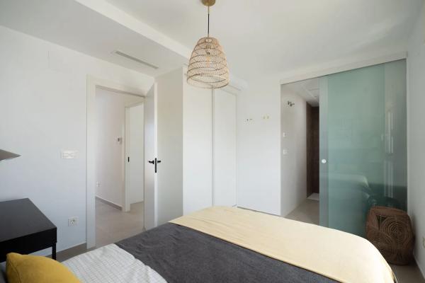 Casa independiente en calle Comunidad Catalana