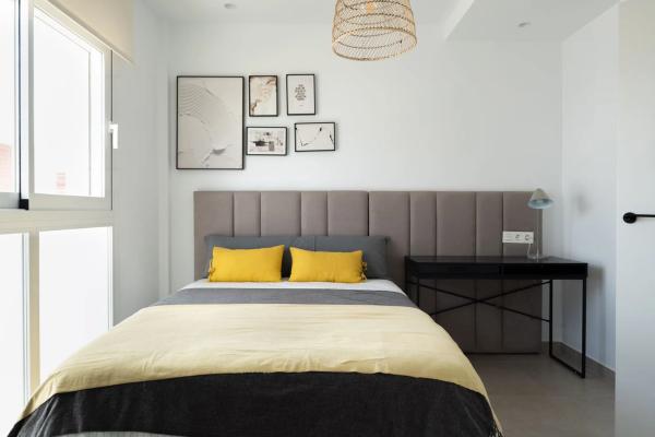 Casa independiente en calle Comunidad Catalana