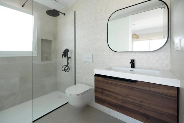 Casa independiente en calle Comunidad Catalana