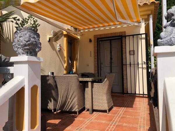 Casa independiente en calle Bambú, 59