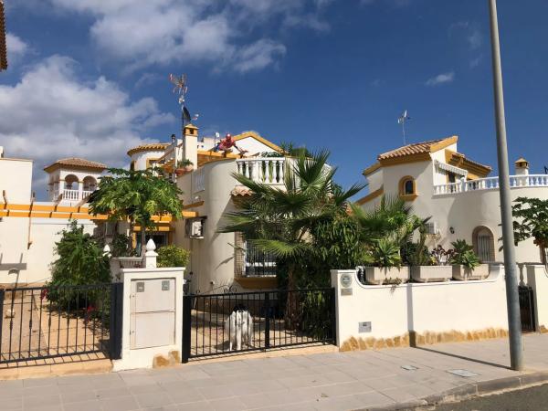 Casa independiente en calle Bambú, 59