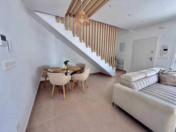 Casa independiente en calle Comunidad Castellano-Mancheg, 13