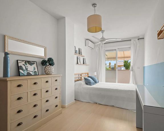 Casa independiente en calle Viena s/n