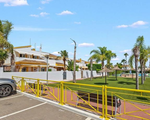 Casa independiente en calle Viena s/n