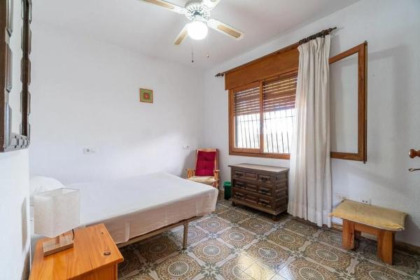 Casa independiente en avenida Pino del p C, 75