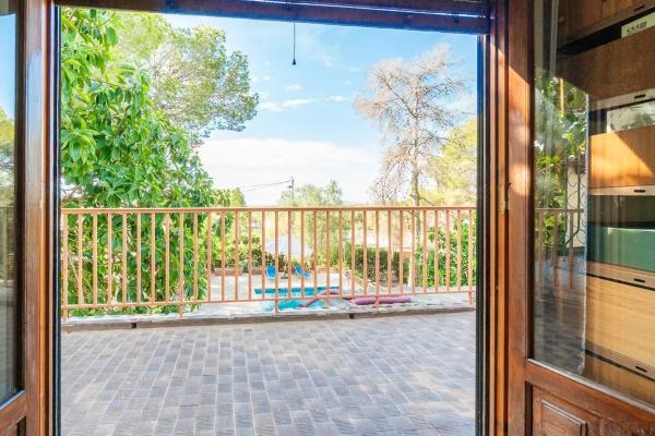 Casa independiente en avenida Pino del p C, 75