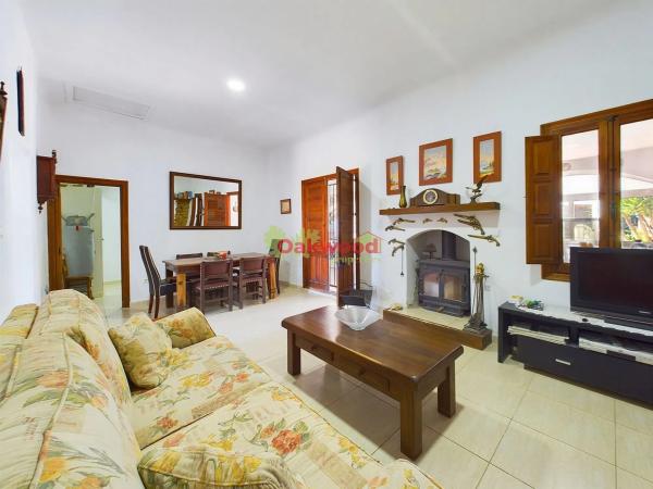 Casa independiente en Cv-925 s/n