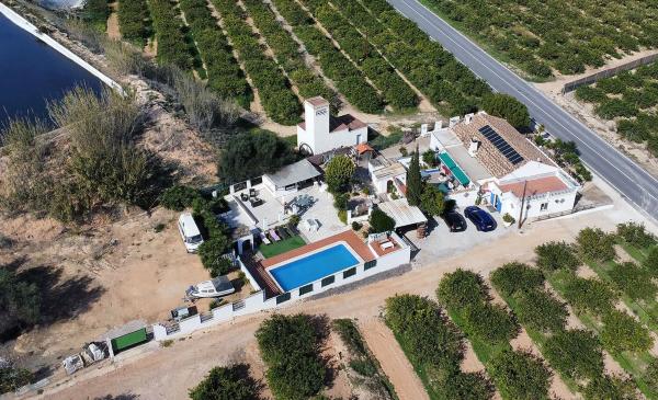 Casa independiente en Cv-925 s/n