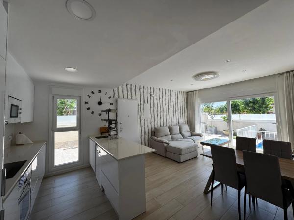 Casa independiente en calle Numancia, 36