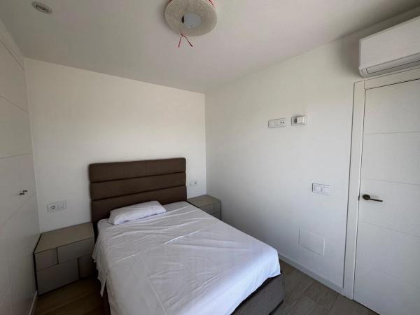 Casa independiente en calle Numancia, 36