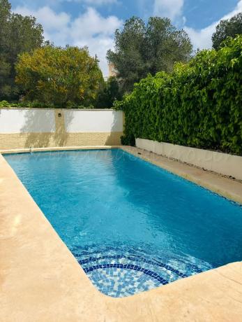 Casa independiente en calle Mimosa