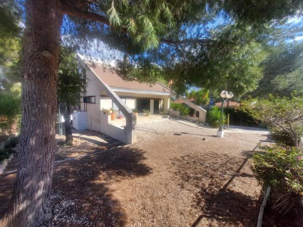 Casa independiente en calle Abedul, 21