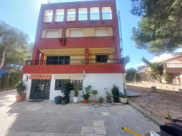 Casa independiente en calle Abedul, 21