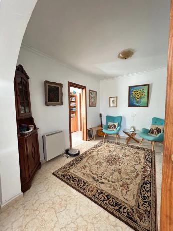 Casa independiente en calle Mimosa