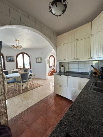 Casa independiente en calle Mimosa