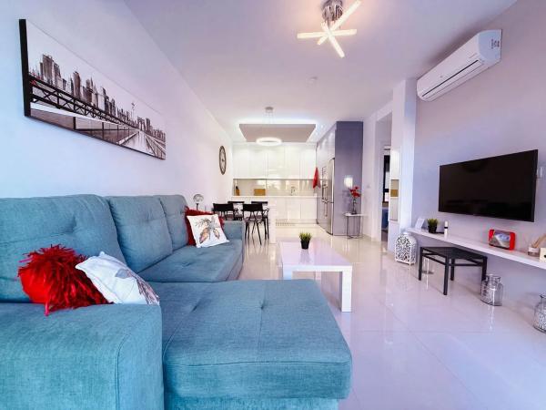 Casa independiente en calle Ausias March