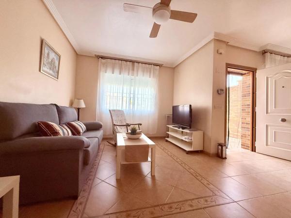 Casa independiente en avenida de Europa